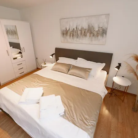 Διαμέρισμα In