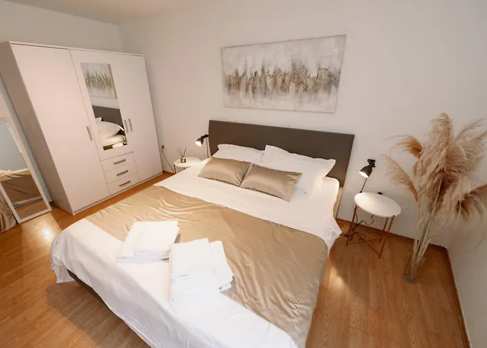 Апартаменты In